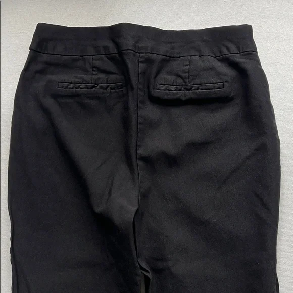 Chico's Elegant Black Pull on Capri Women’s Pants - 1(M) - Picture 4 of 12
